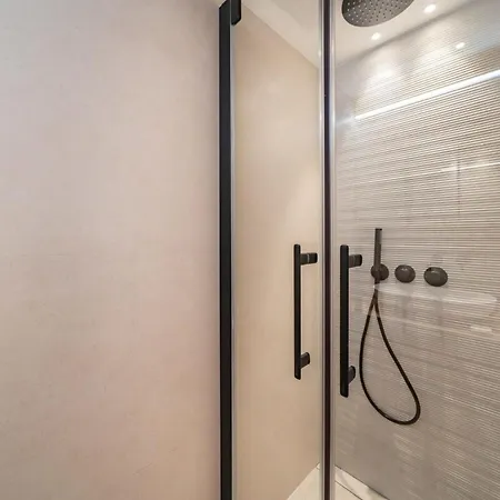 Cozystay 1786 - Fantastic 3br Croisette Apartman *
