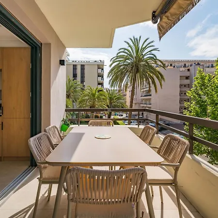 Cozystay 1786 - Fantastic 3br Croisette Apartmán